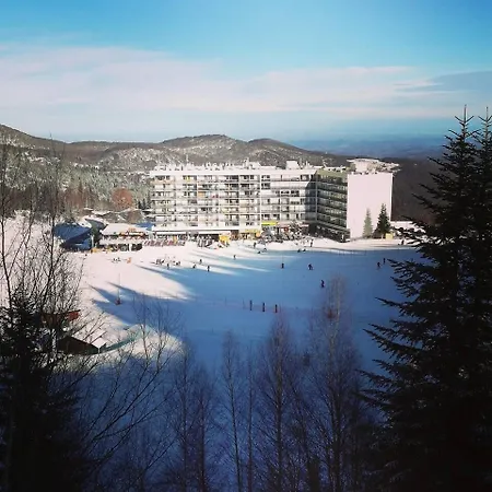 Les Marmottes 2 Etoiles Nn Montferrier