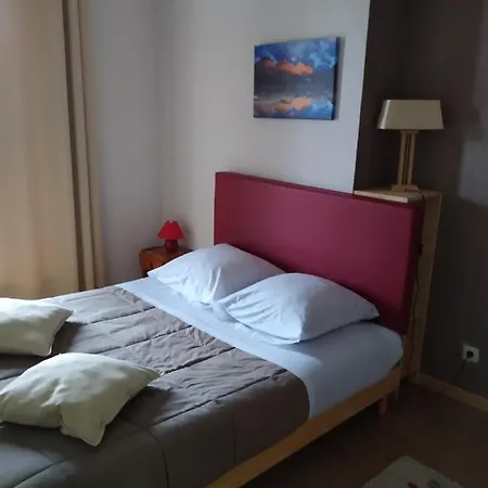 Les Marmottes 2 Etoiles Nn Hotel Montferrier